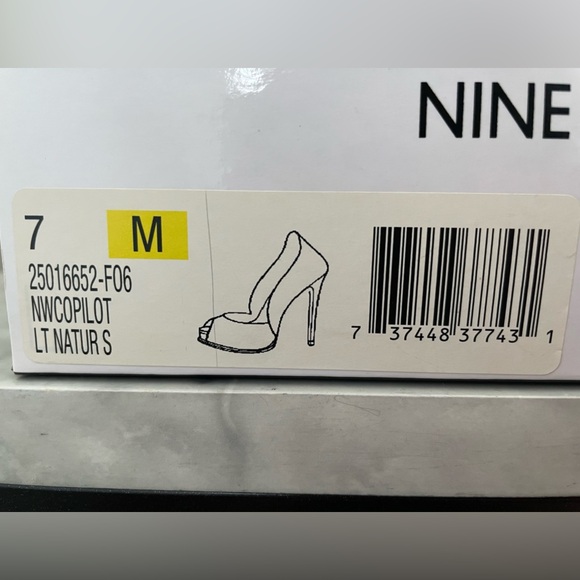 NIB Nine West Natural Copilot 7M - Picture 9 of 9